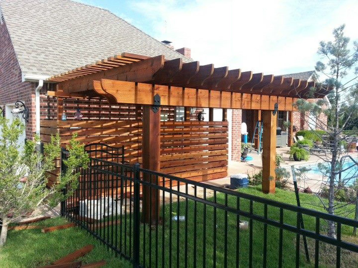 https://tillerfenceanddeck.com/wp-content/uploads/2025/01/Pergolas-24.jpg